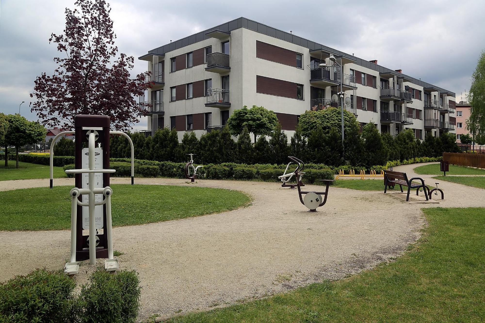 Apartamenty Uniejow "Prywatne Kapiele Termalne" エクステリア 写真