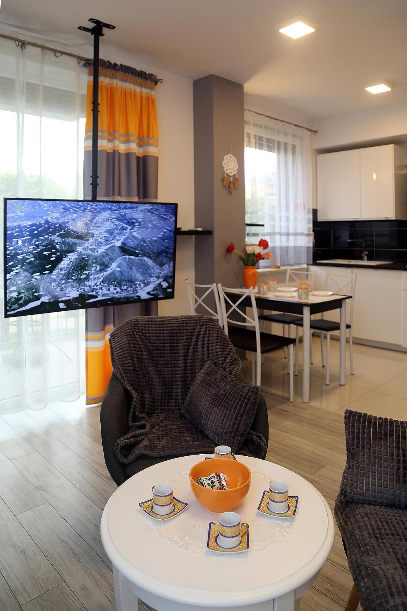 Apartamenty Uniejow "Prywatne Kapiele Termalne" エクステリア 写真