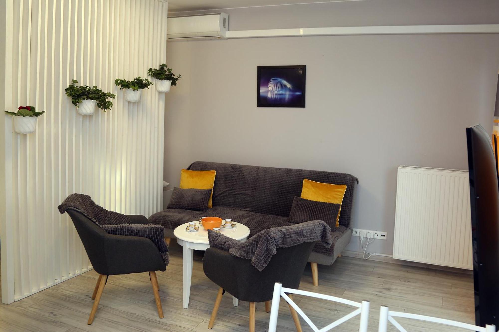 Apartamenty Uniejow "Prywatne Kapiele Termalne" エクステリア 写真